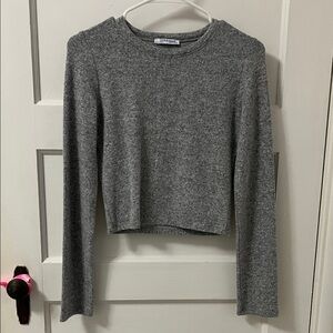ZARA Gray Cropped Long Sleeve Knit Top